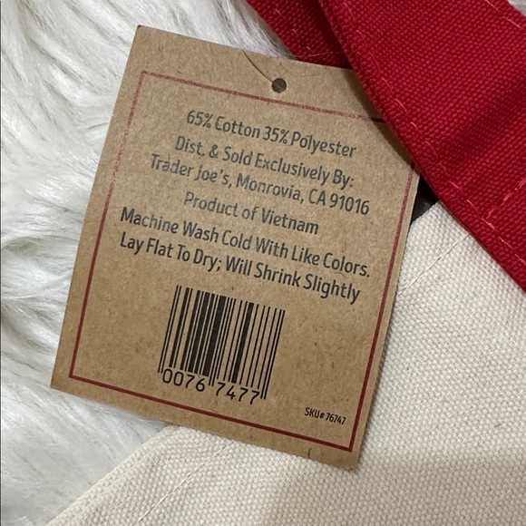 TRADER JOE’S MINI CANVAS TOTE LIMITED 2025 EDITION RED HANDLES REUSE RECYCLE - Picture 5 of 5